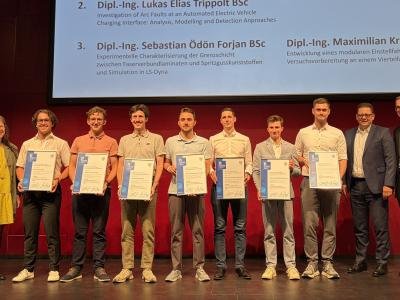 v.l.n.r. Dr. Peter Piffl-Percevic, DI Dr. Kurt Steiner, Dr. Corinna Engelhardt-Nowitzki, Daniel Perina Bsc, Jonas Klinser BSc, Clemens Kontrus BSc, DI Sebastian Forjan BSc, DI Maximilian Krömer Bsc, DI Lukas Trippolt BSc, DI Philip Caluori BSc, Lukas Walter, Mag. Martin Payer MBA, Mag. Andreas Gaggl MSc
