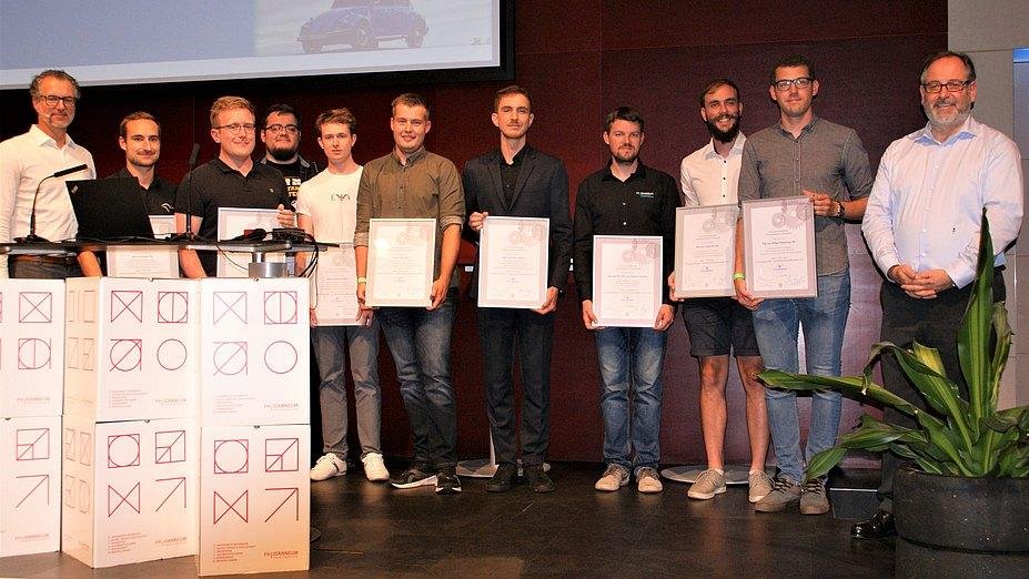 (v.l.n.r.): Prof. K. Steiner, J. Sachslehner, M. Eggbauer, P. Fritz, F. Diernberger, O. Hofer, E. Groß, T. Gerstorfer, G. Prinz, P. Hofmaninger, Mag. A. Gaggl, MSc (entschuldigt: T. Amhofer, P. Oswald, M. Maurer, A. Mostögel) (nicht am Bild: L. Prommegger)